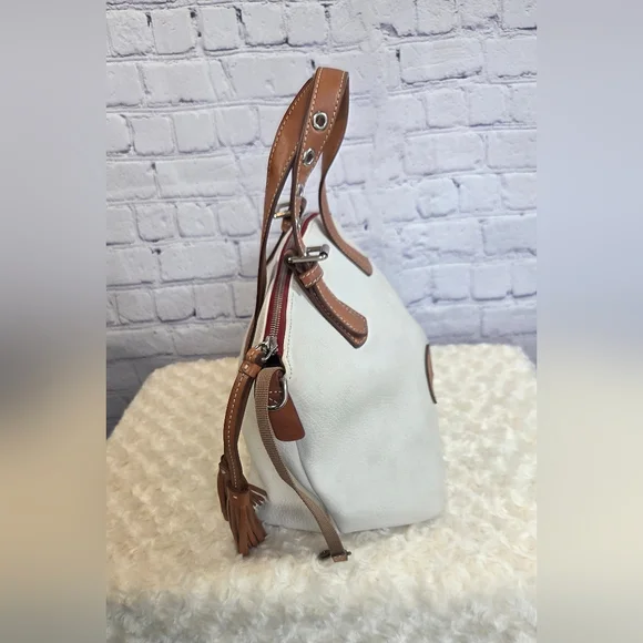 Dooney & Bourke Cream and Tan Shoulder Bag - Picture 9 of 15